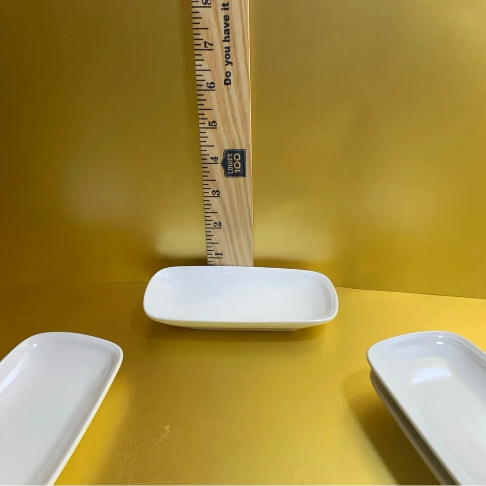 Crate&Barrel White Scoop Condiment Dishes